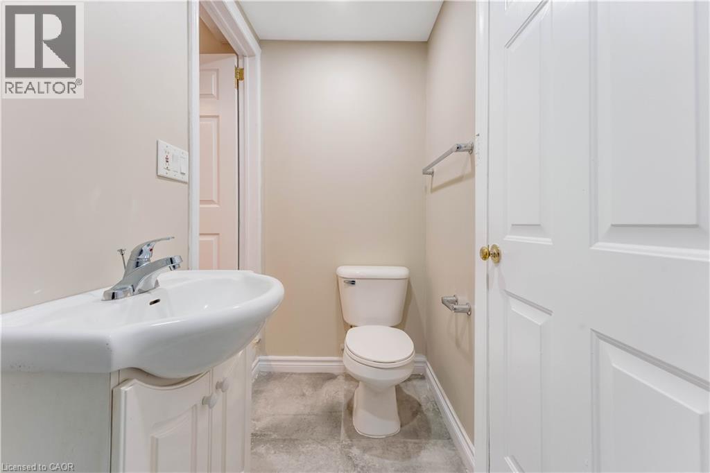 135 Veronica Drive, Kitchener, Ontario  N2A 4E6 - Photo 37 - 40815848