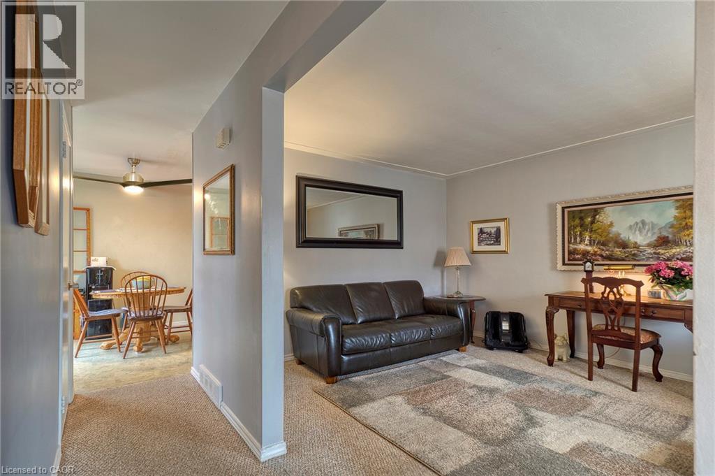 44 Breckenridge Drive, Kitchener, Ontario  N2B 2N9 - Photo 8 - 40816538