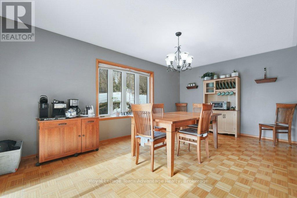 12 Taylor Crescent, Mcdougall, Ontario  P2A 2W9 - Photo 12 - X12952590