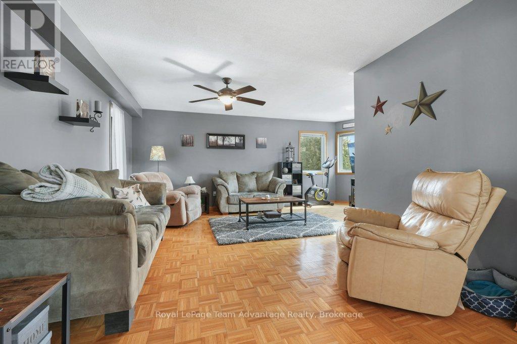 12 Taylor Crescent, Mcdougall, Ontario  P2A 2W9 - Photo 16 - X12952590