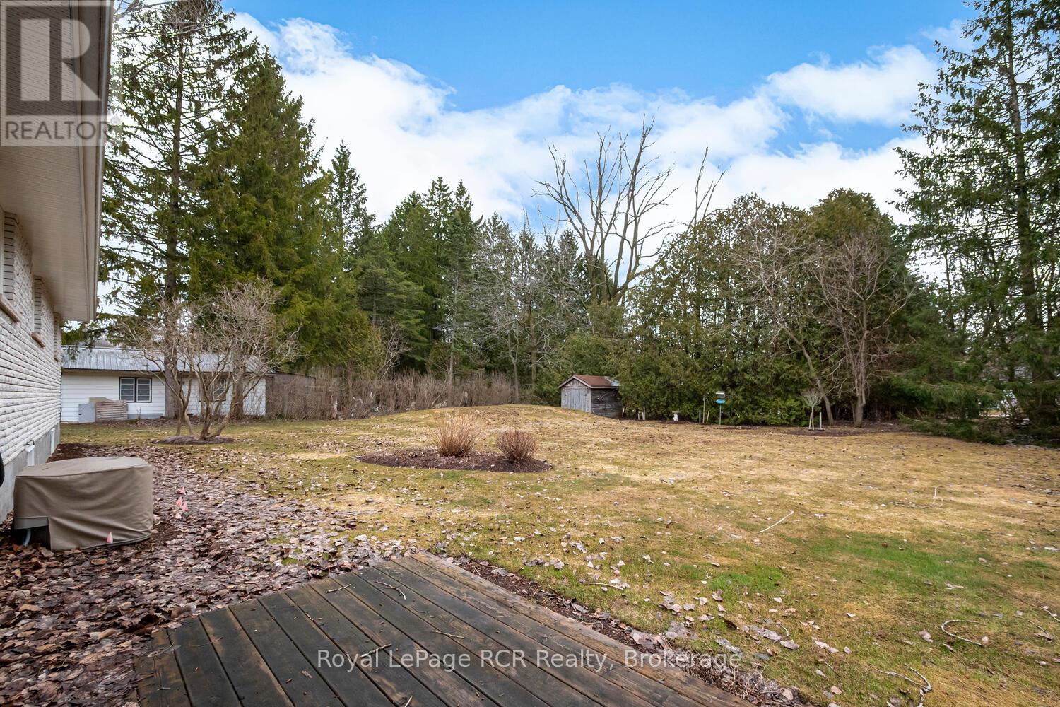 147 Finden Street, Georgian Bluffs, Ontario  N4K 6V5 - Photo 17 - X12952648