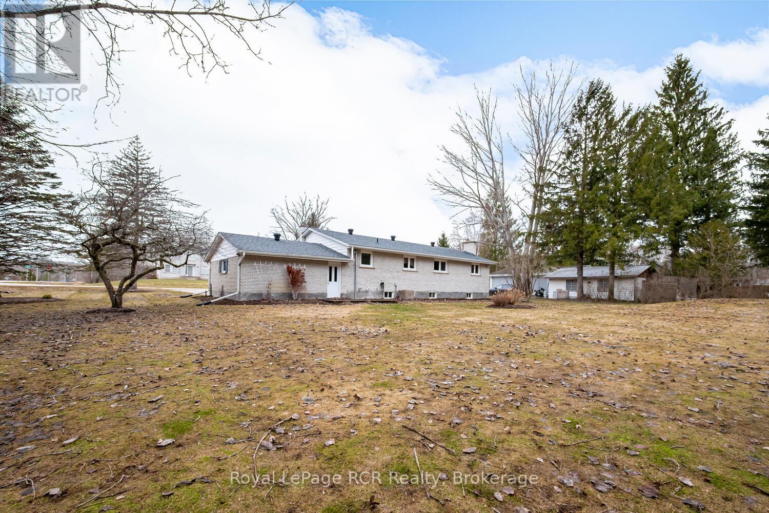 147 Finden Street, Georgian Bluffs, Ontario  N4K 6V5 - Photo 19 - X12952648