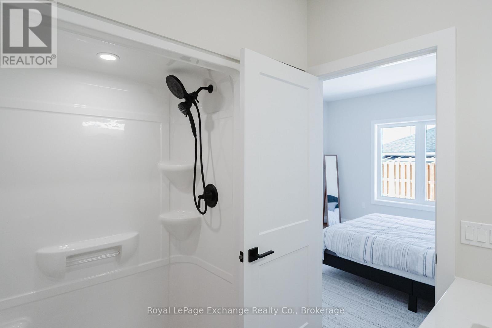 44 - 1071 Waterloo Street N, Saugeen Shores, Ontario  N0H 2C3 - Photo 23 - X12952774