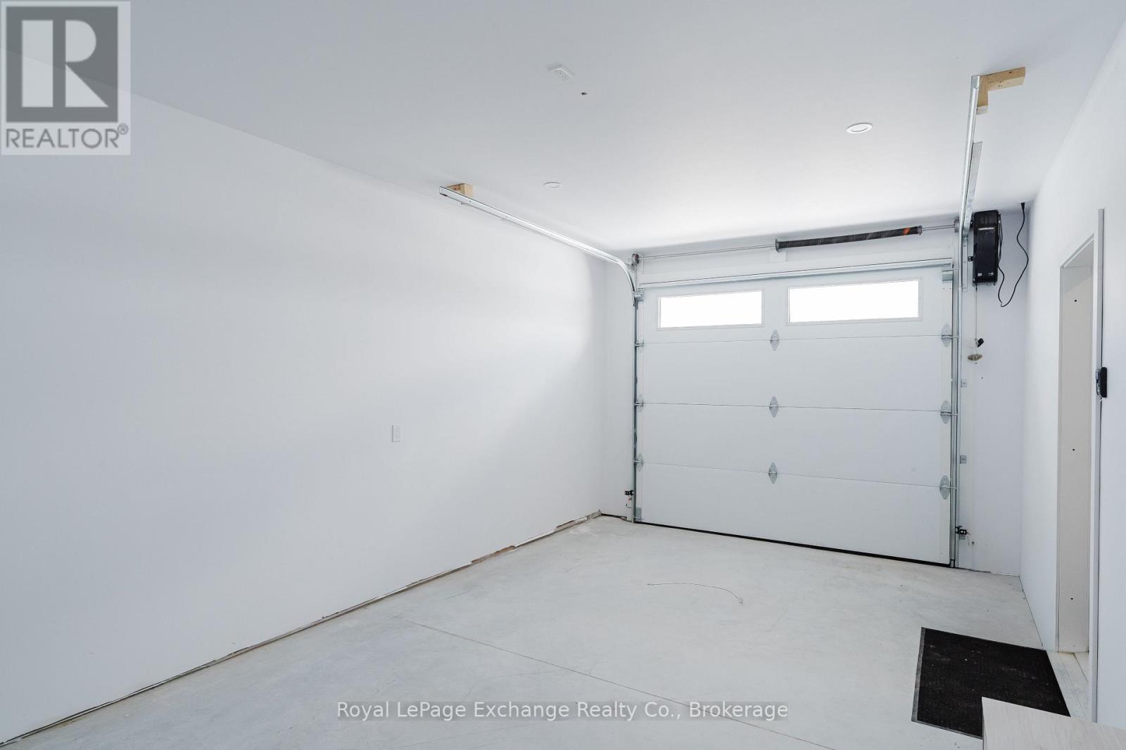 44 - 1071 Waterloo Street N, Saugeen Shores, Ontario  N0H 2C3 - Photo 26 - X12952774