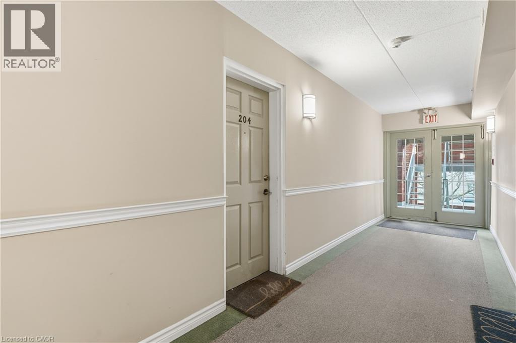 4015 Kilmer Drive Unit# 204, Burlington, Ontario  L7M 4M4 - Photo 3 - 40817223