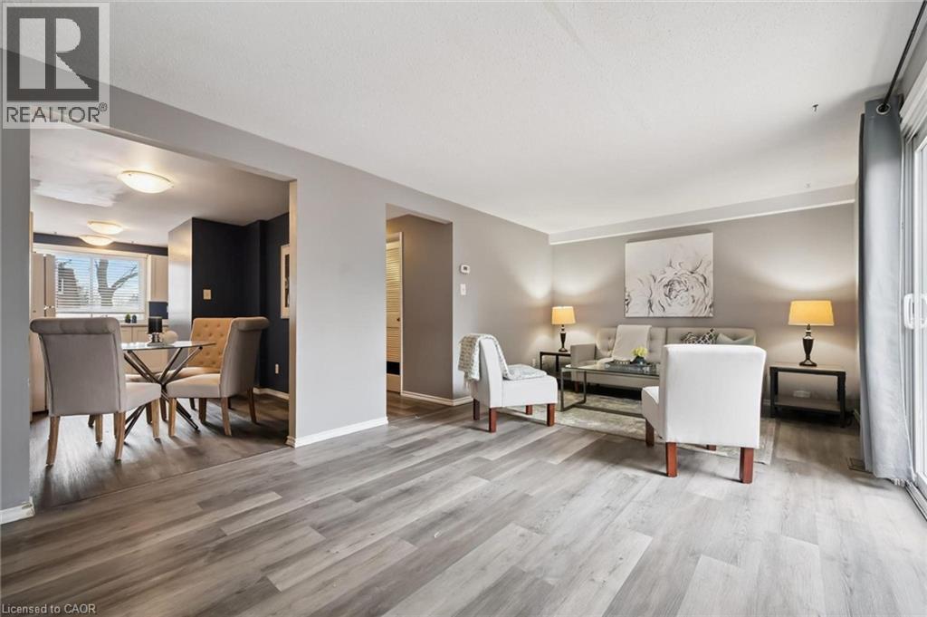 120 Country Club Drive Unit# 17, Guelph, Ontario  N1E 3K7 - Photo 4 - 40815891