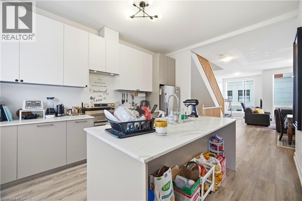 5 Taylor Court, Peel, Ontario  L7E 2R7 - Photo 12 - 40817432