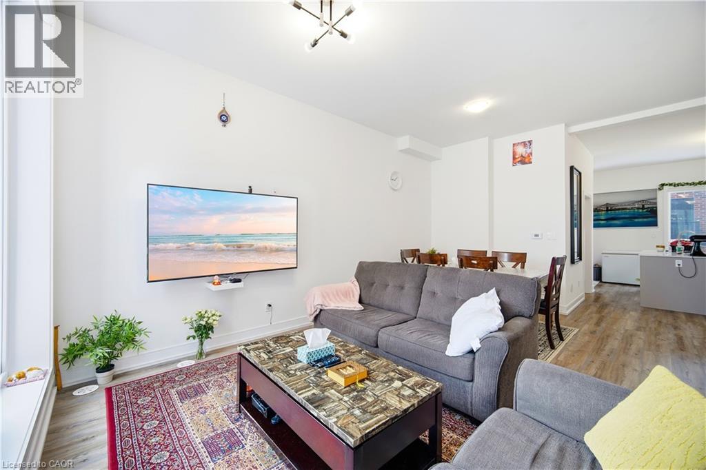 5 Taylor Court, Peel, Ontario  L7E 2R7 - Photo 17 - 40817432