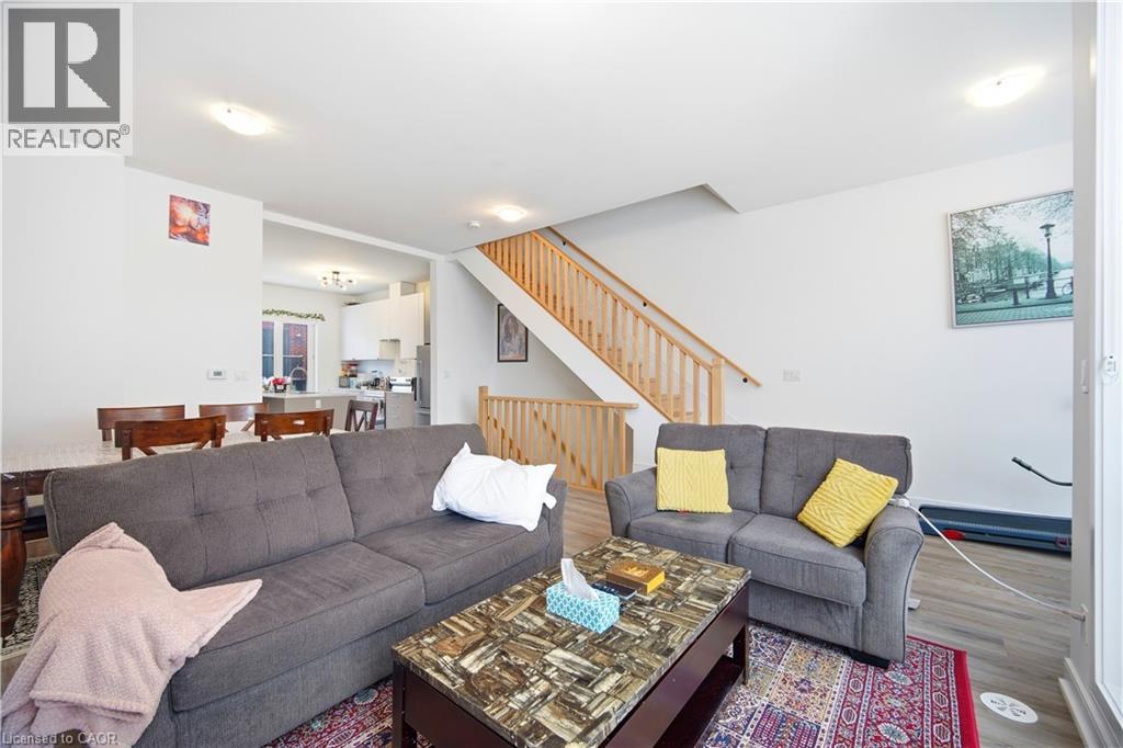 5 Taylor Court, Peel, Ontario  L7E 2R7 - Photo 18 - 40817432