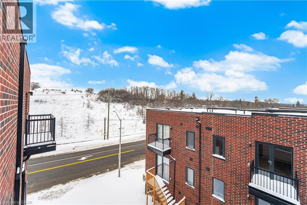 5 Taylor Court, Peel, Ontario  L7E 2R7 - Photo 30 - 40817432