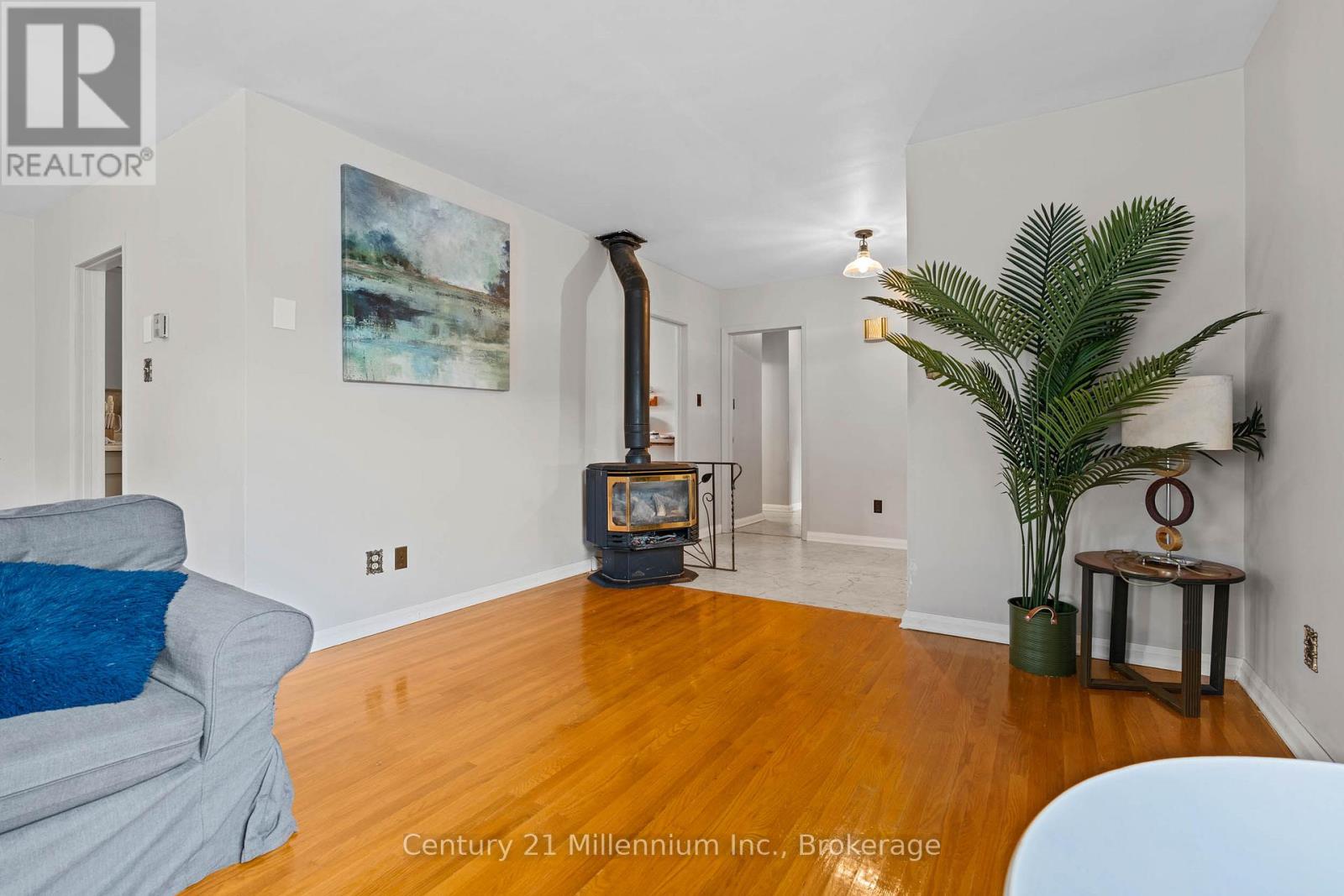 698 Gustavus Street, Saugeen Shores, Ontario  N0H 2C0 - Photo 23 - X12952850