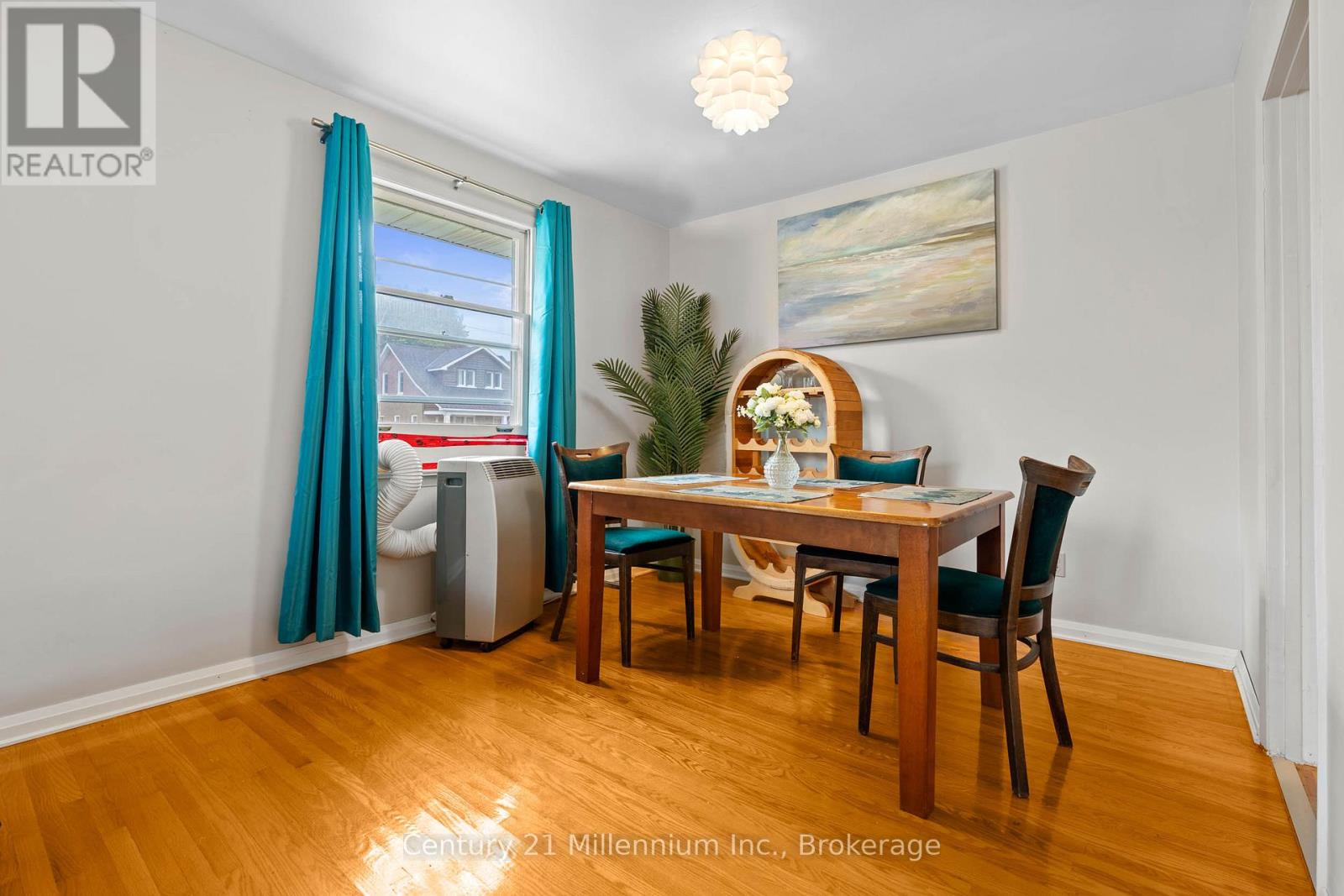 698 Gustavus Street, Saugeen Shores, Ontario  N0H 2C0 - Photo 25 - X12952850