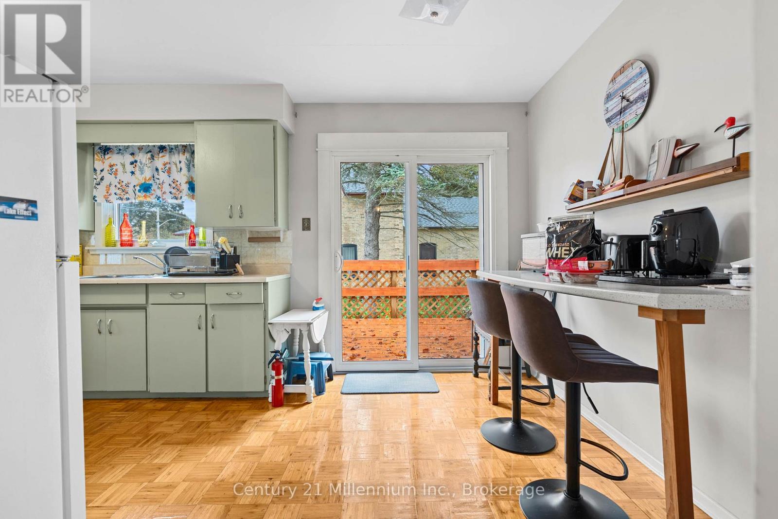 698 Gustavus Street, Saugeen Shores, Ontario  N0H 2C0 - Photo 29 - X12952850