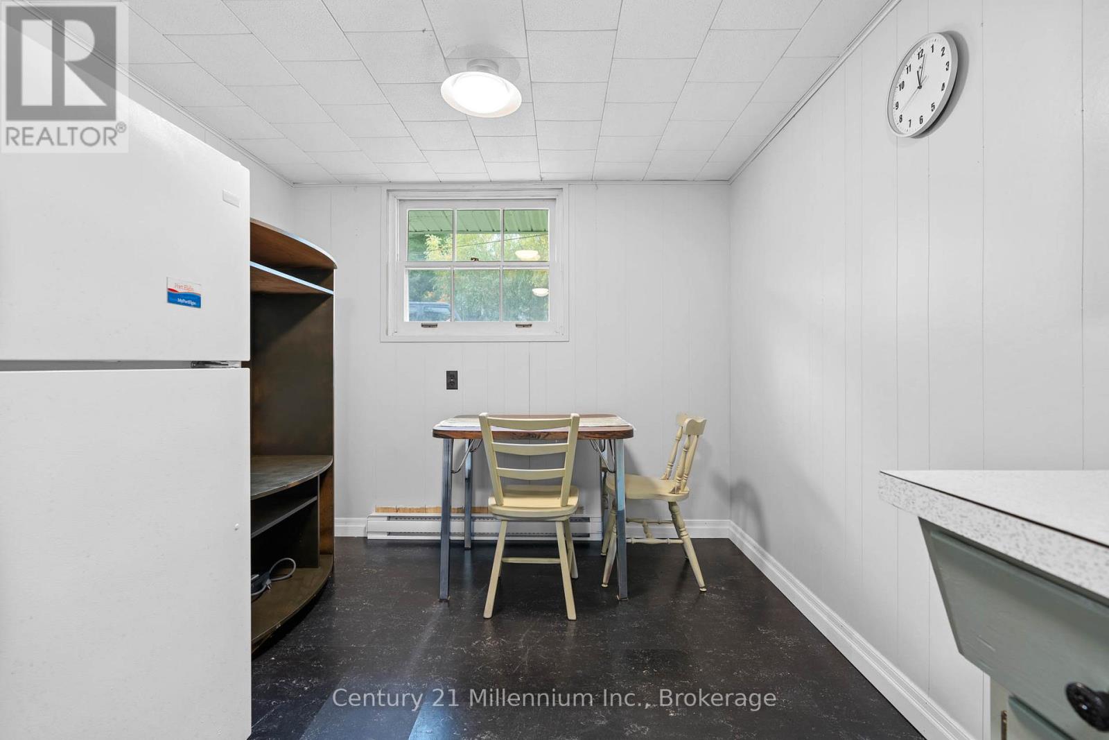 698 Gustavus Street, Saugeen Shores, Ontario  N0H 2C0 - Photo 38 - X12952850