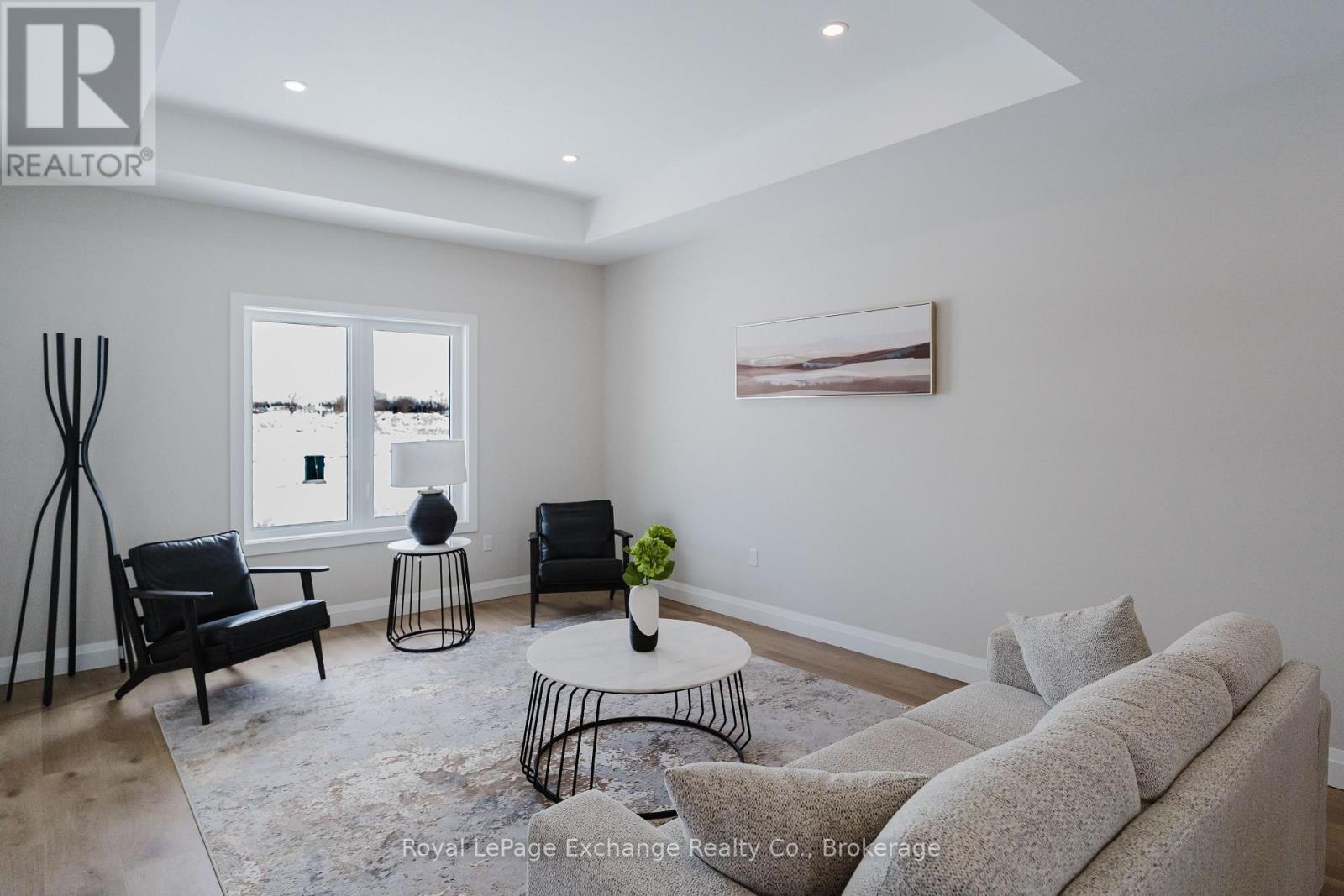 46 - 1071 Waterloo Street N, Saugeen Shores, Ontario  N0H 2C3 - Photo 3 - X12952882