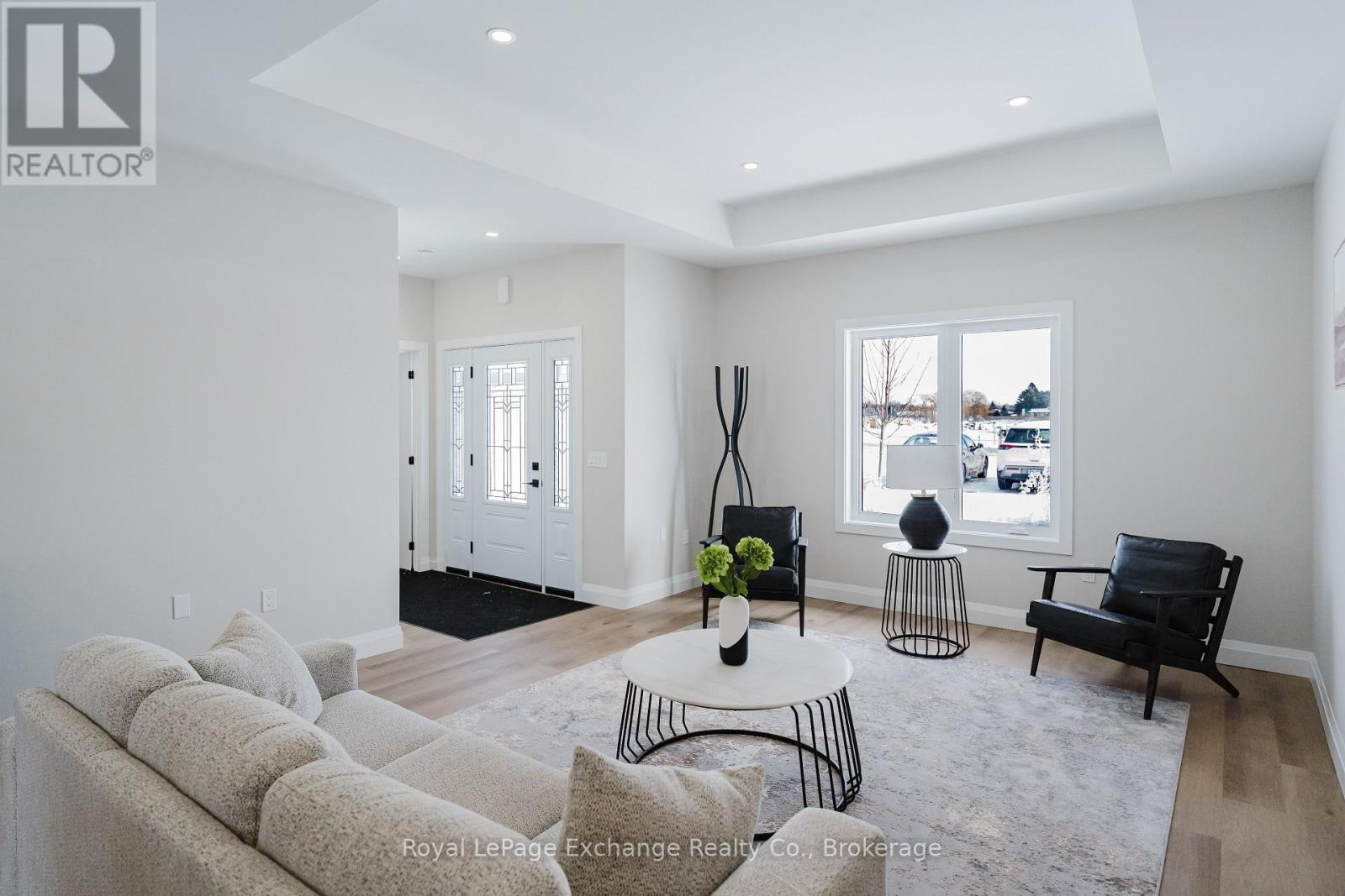 46 - 1071 Waterloo Street N, Saugeen Shores, Ontario  N0H 2C3 - Photo 4 - X12952882