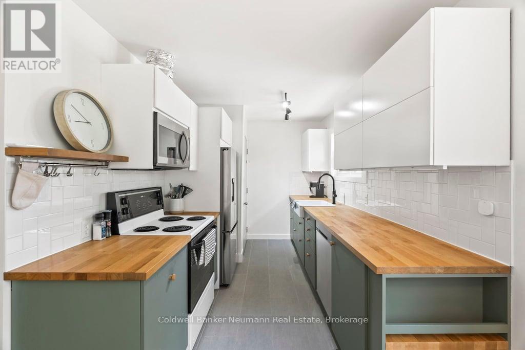 440 Provincial Street, Saugeen Shores, Ontario  N0H 2C1 - Photo 3 - X12952892