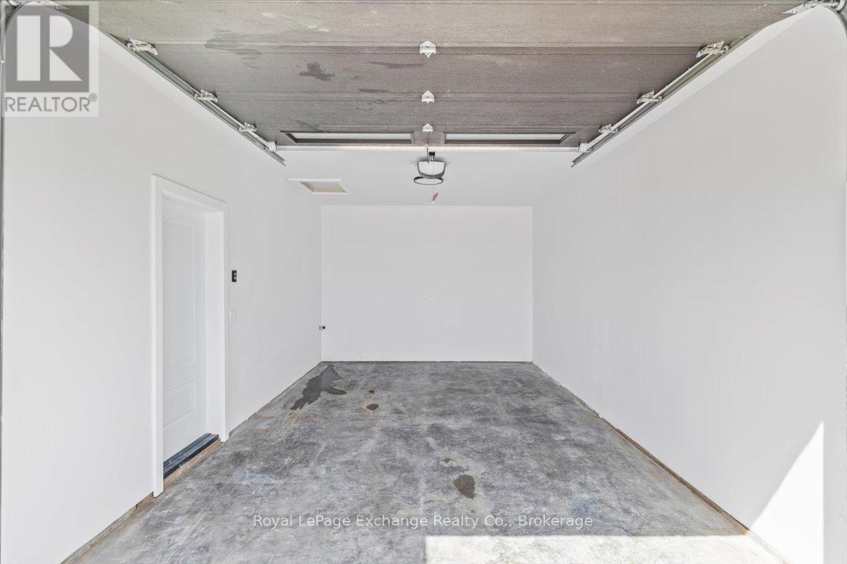 54 - 1071 Waterloo Street N, Saugeen Shores, Ontario  N0H 2C3 - Photo 22 - X12952944