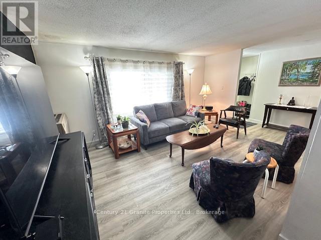 2 Jacklin Crescent, Seguin, Ontario  P2A 2W8 - Photo 5 - X12953230