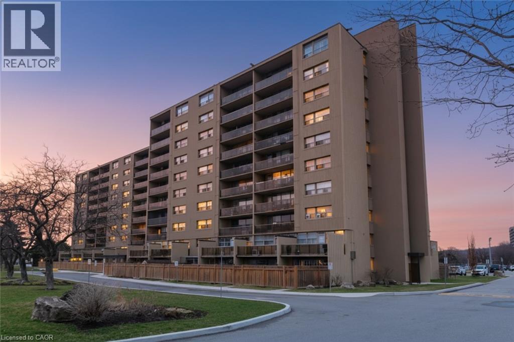 15 Nicklaus Drive Unit# 11, Hamilton, Ontario  L8K 5J5 - Photo 39 - 40815776