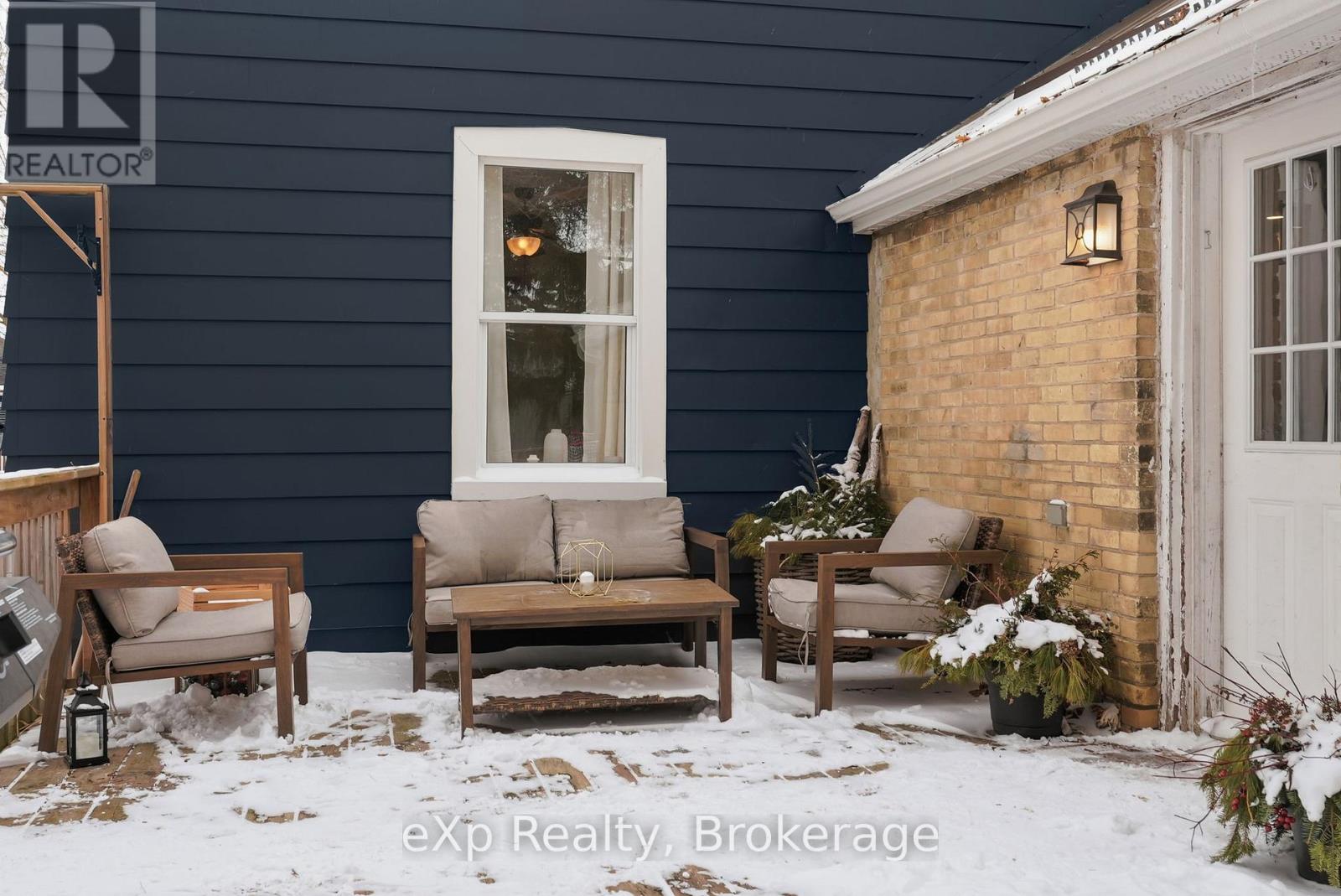 255 Waterloo Street, Wellington North, Ontario  N0G 2L3 - Photo 35 - X12953718