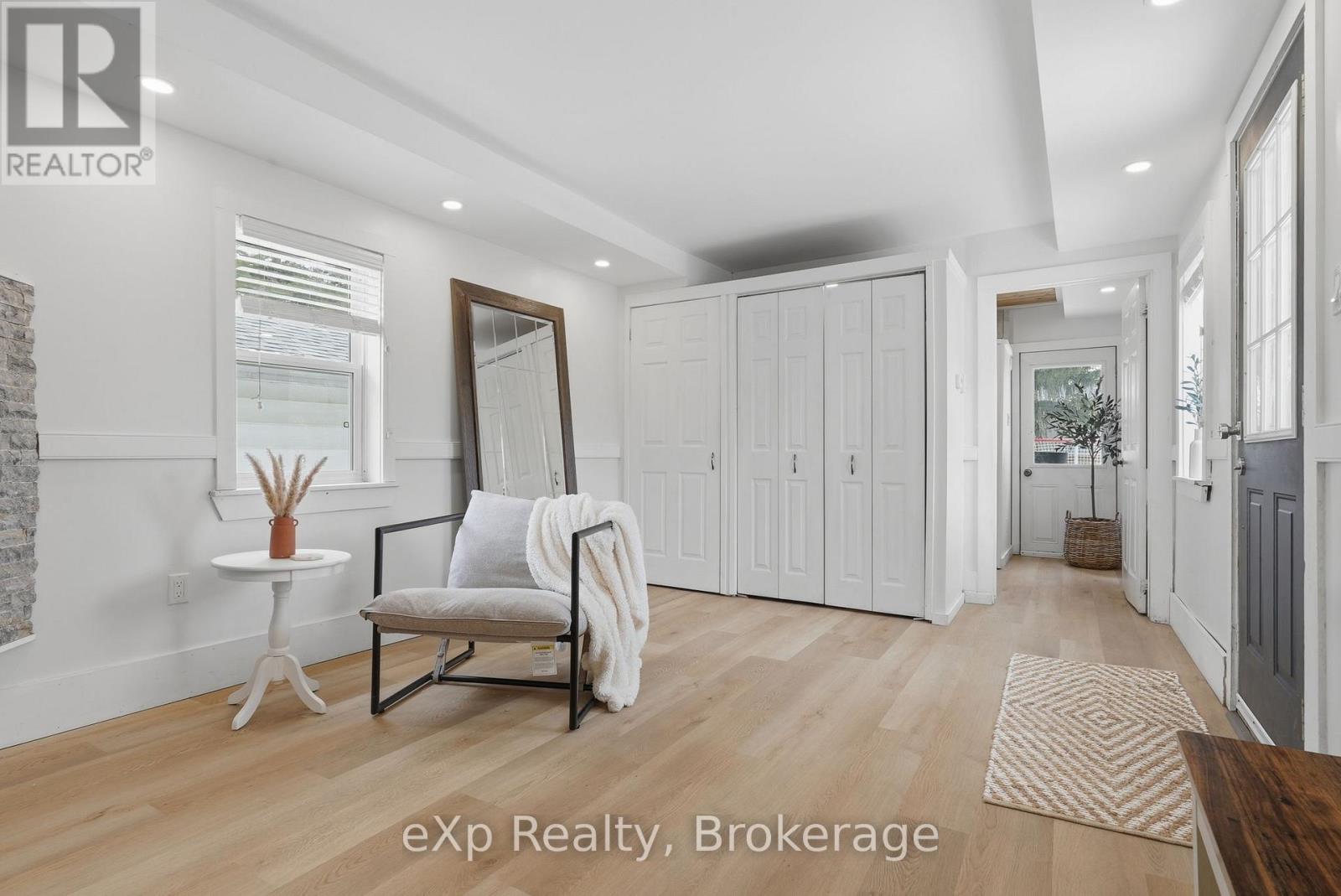 255 Waterloo Street, Wellington North, Ontario  N0G 2L3 - Photo 7 - X12953718