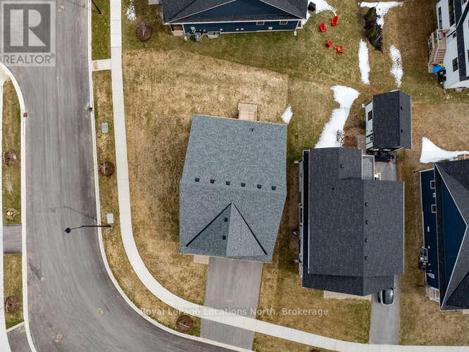 163 Courtland Street, Blue Mountains, Ontario  L9Y 5L7 - Photo 42 - X12953762