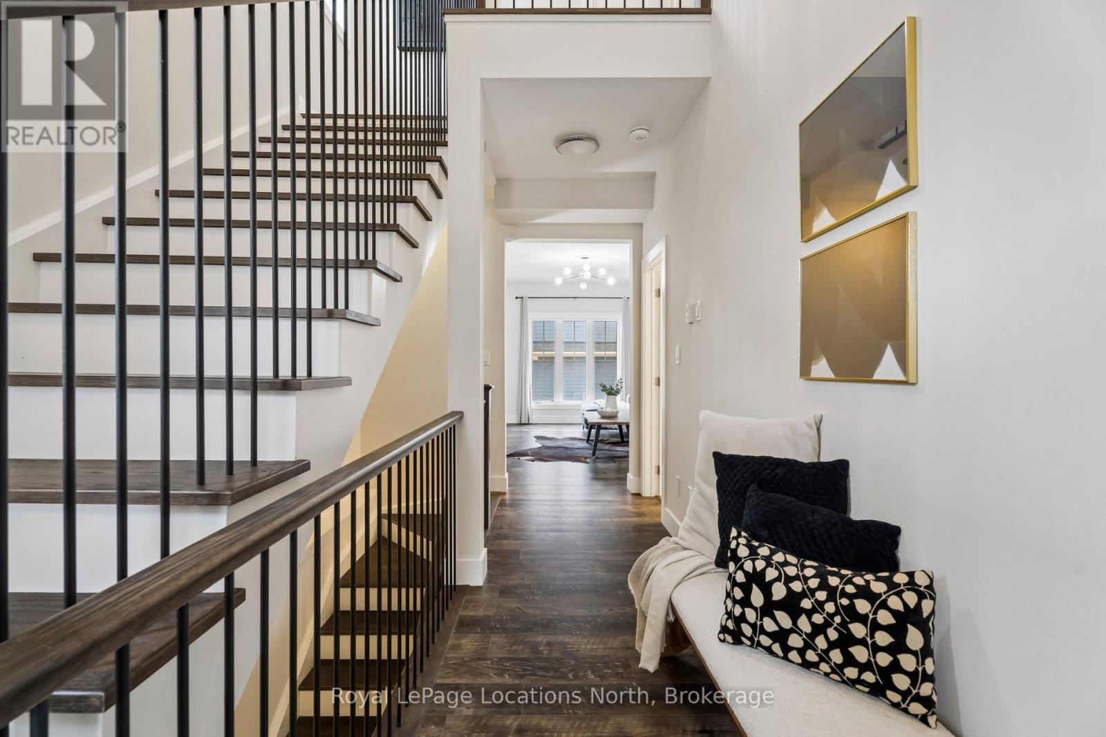 163 Courtland Street, Blue Mountains, Ontario  L9Y 5L7 - Photo 5 - X12953762