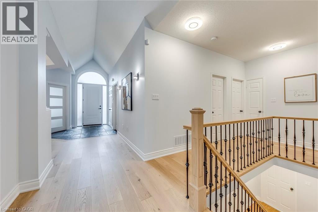 4366 Latimer Crescent, Burlington, Ontario  L7M 4R2 - Photo 7 - 40816130