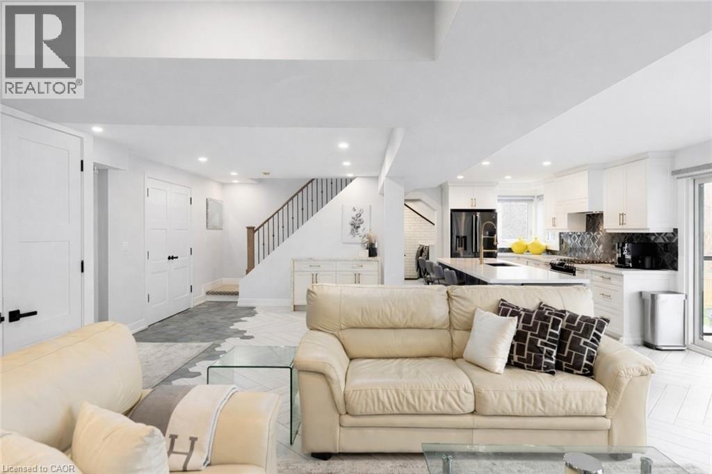 676 Bayshore Boulevard, Burlington, Ontario  L7T 1T2 - Photo 5 - 40817487