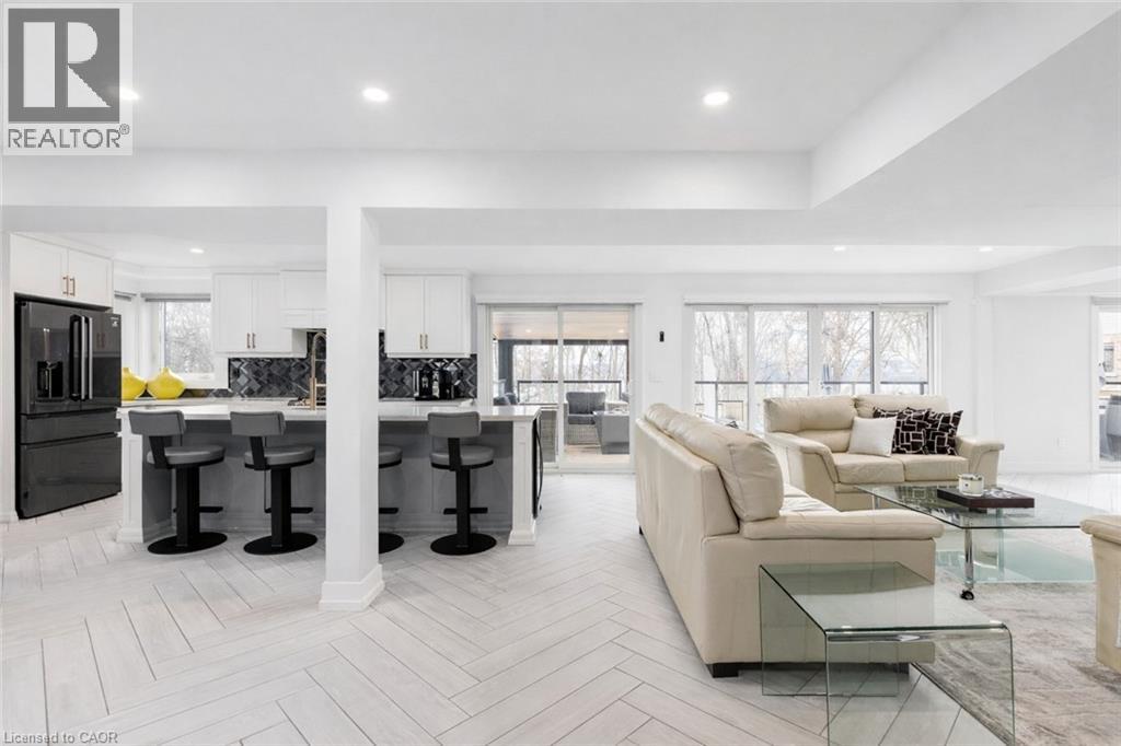 676 Bayshore Boulevard, Burlington, Ontario  L7T 1T2 - Photo 6 - 40817487