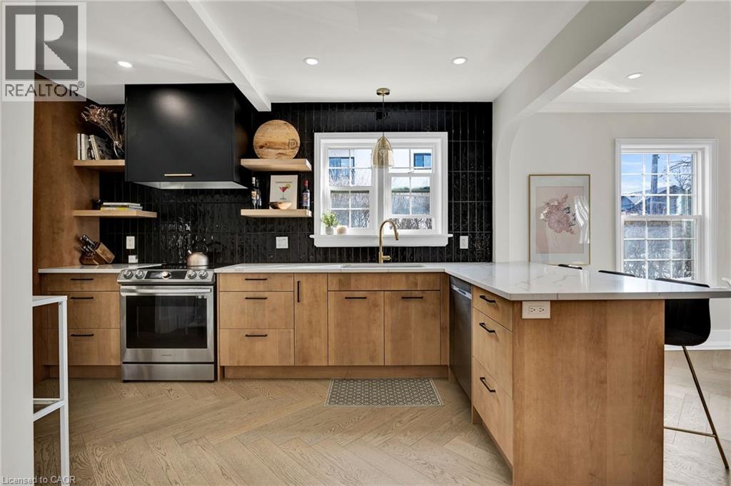 360 Luella Street, Kitchener, Ontario  N2H 2J4 - Photo 5 - 40816715