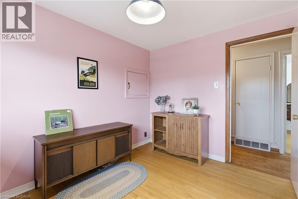 135 Burbank Road, Kitchener, Ontario  N2B 1E3 - Photo 22 - 40816360