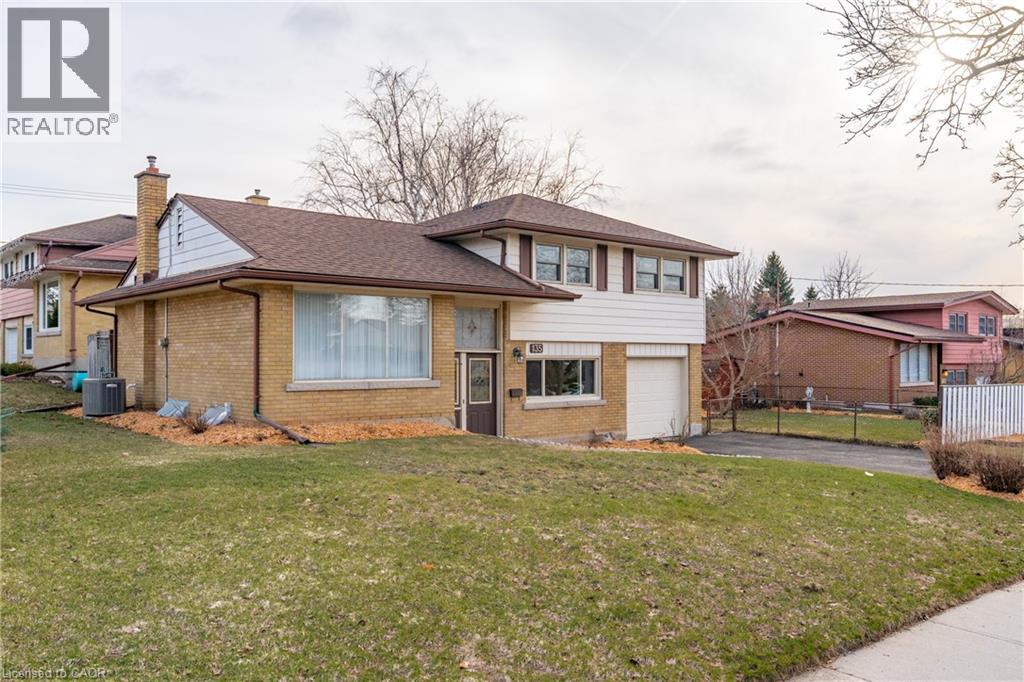 135 Burbank Road, Kitchener, Ontario  N2B 1E3 - Photo 5 - 40816360