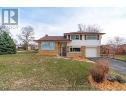 135 BURBANK ROAD, Kitchener, Ontario