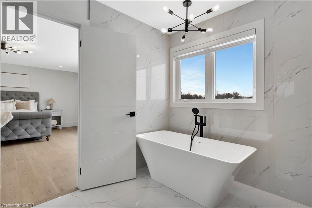 1048 Walton Avenue, North Perth, Ontario  N4W 3S2 - Photo 27 - 40817511