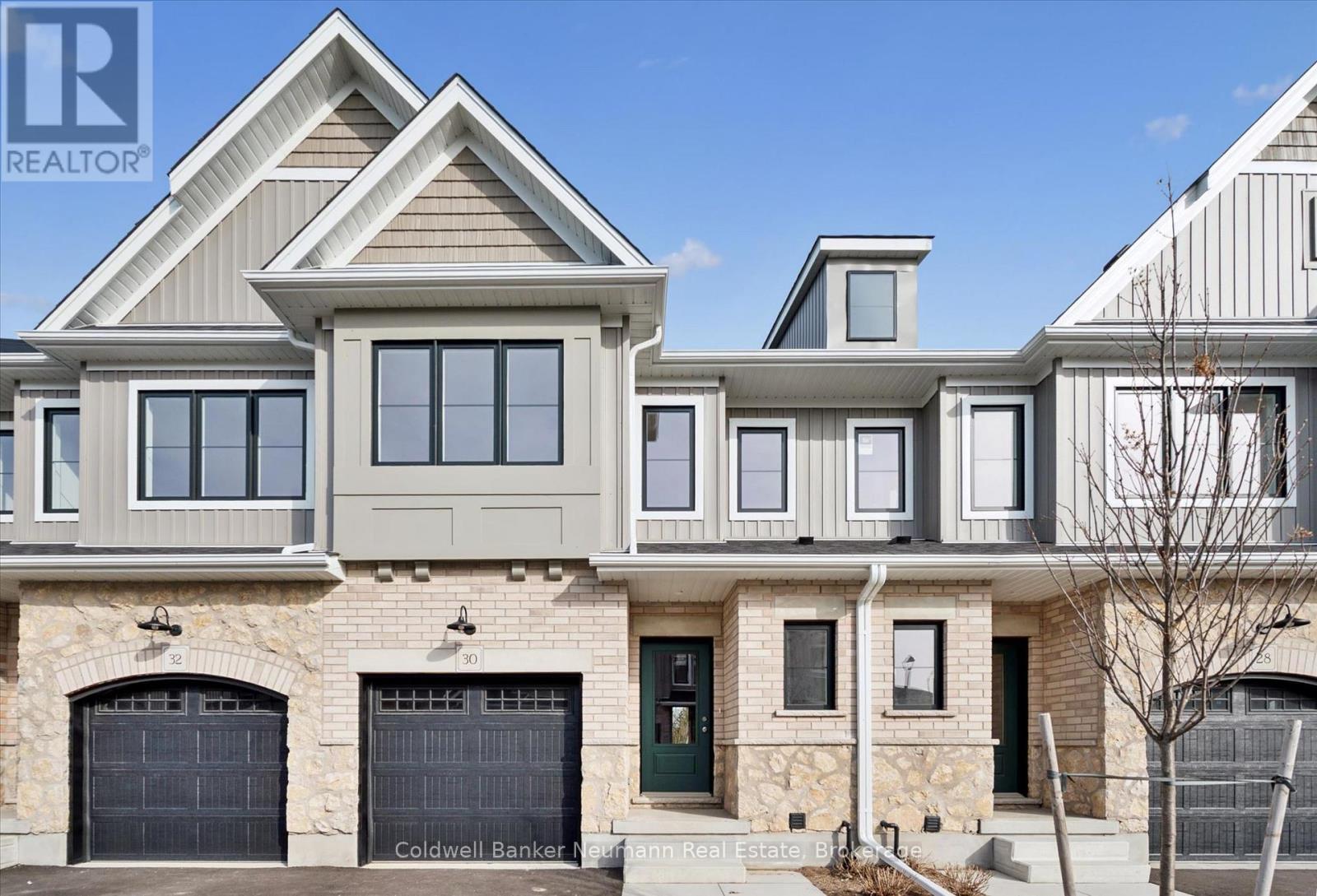 30 FIELDSTONE LANE, Centre Wellington, Ontario