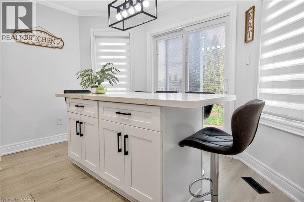 531 Fothergill Boulevard, Burlington, Ontario  L7L 6G1 - Photo 9 - 40817516