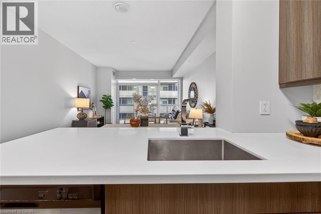 2081 Fairview Street Unit# 1402, Burlington, Ontario  L7R 2C8 - Photo 8 - 40817500