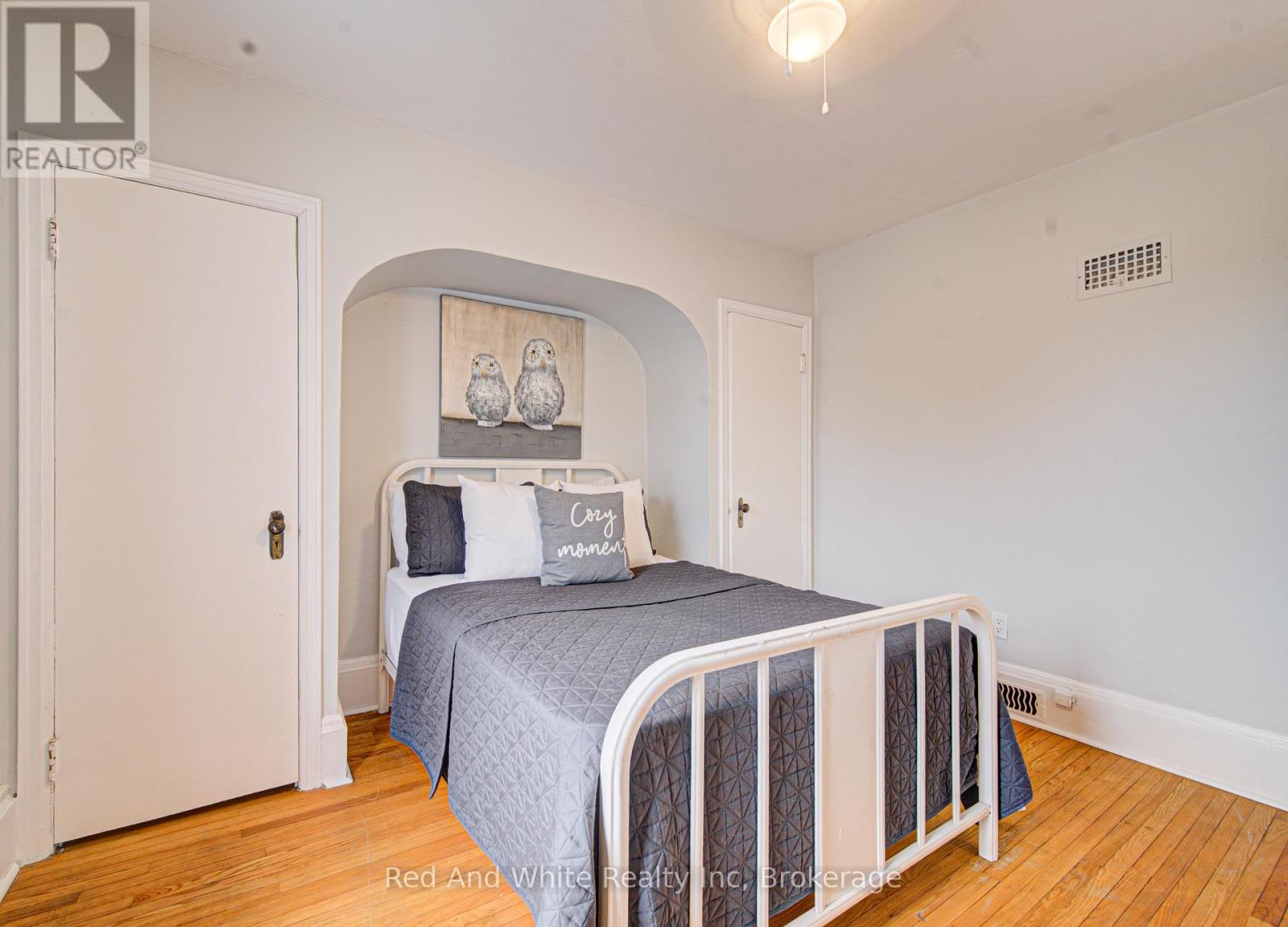 18 Kay Street, Cambridge, Ontario  N1S 2T6 - Photo 37 - X12954924