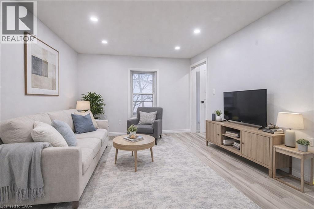 115 COURTNEY Street Unit# 2, Cambridge, Ontario