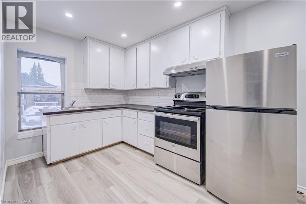 115 Courtney Street Unit# 2, Cambridge, Ontario  N3C 1S2 - Photo 3 - 40817481