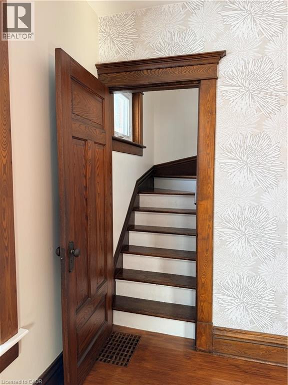 907 Vine Street, Cambridge, Ontario  N3H 2Z7 - Photo 19 - 40815993