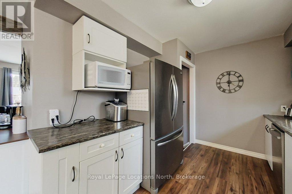 223 Graham Street, Meaford, Ontario  N4L 1A9 - Photo 15 - X12954966