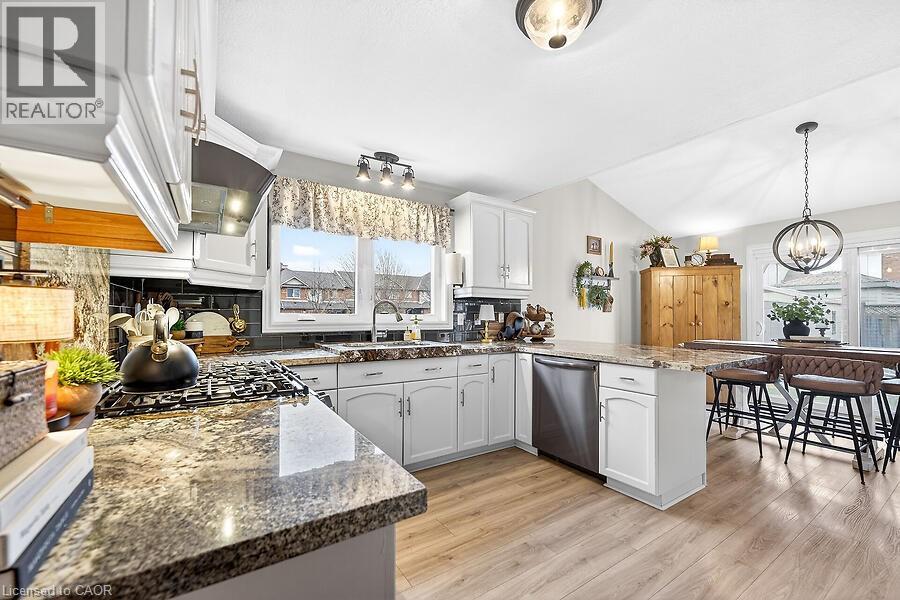 7 Etherington Crescent, Binbrook, Ontario  L0R 1C0 - Photo 4 - 40817532