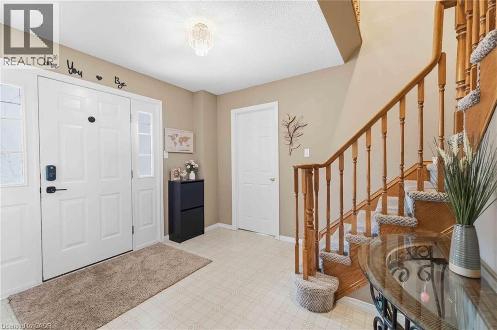 52 Tartan Drive, Caledonia, Ontario  N3W 2N3 - Photo 4 - 40817537