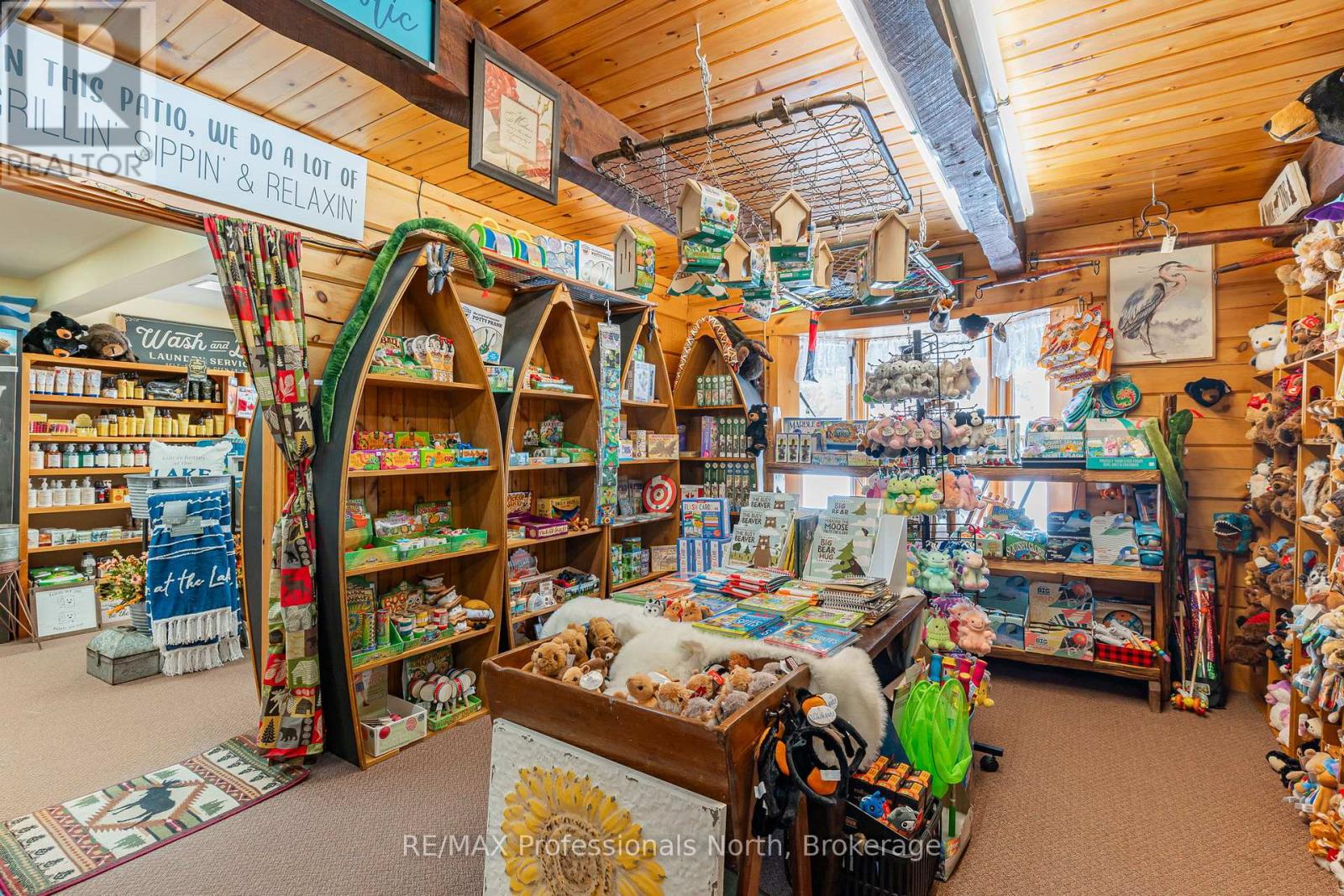 1141 Kennisis Lake Road, Dysart Et Al, Ontario  K0M 1S0 - Photo 11 - X12955190