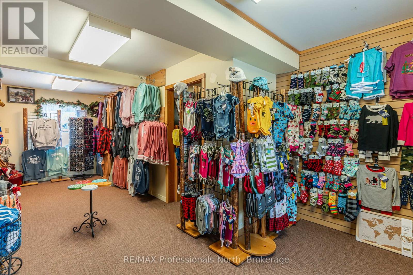 1141 Kennisis Lake Road, Dysart Et Al, Ontario  K0M 1S0 - Photo 17 - X12955190