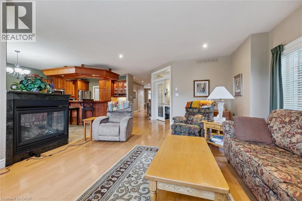 285 Deer Ridge Drive, Kitchener, Ontario  N2P 2K6 - Photo 11 - 40817098