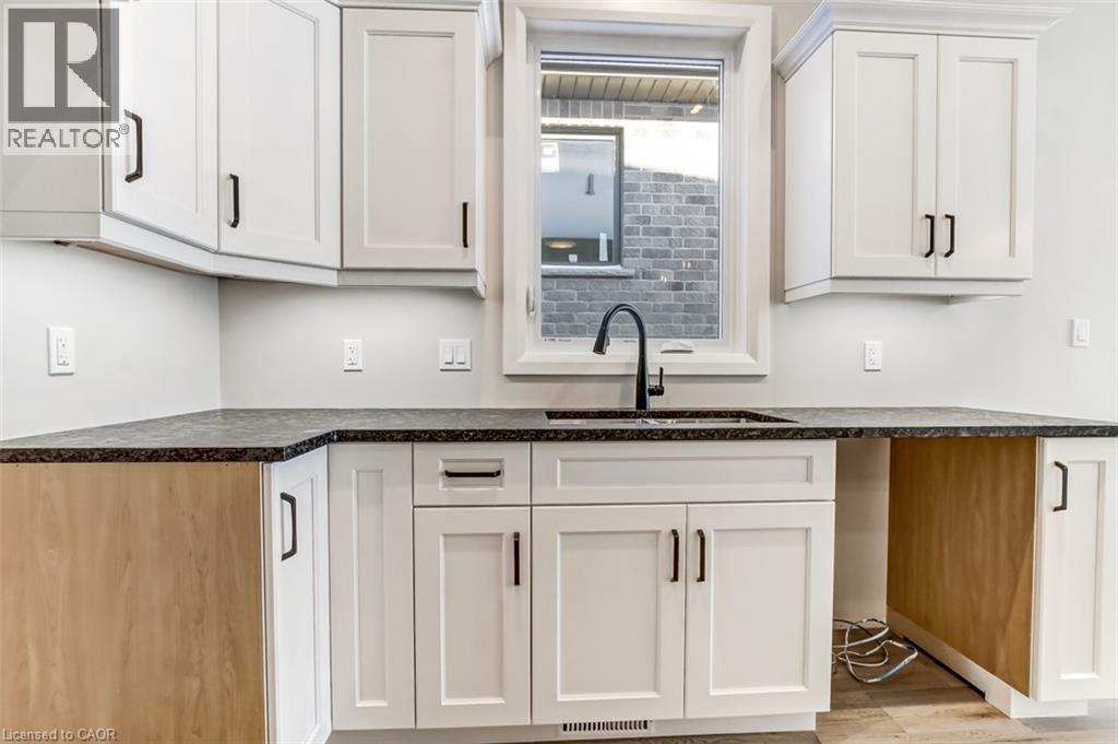 51 Norfolk Street, Waterford, Ontario  N0E 1Y0 - Photo 10 - 40817551